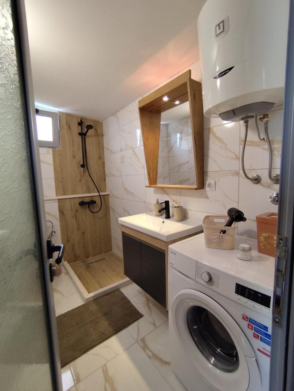 Apartment Sorelle Utjeha Luaran gambar